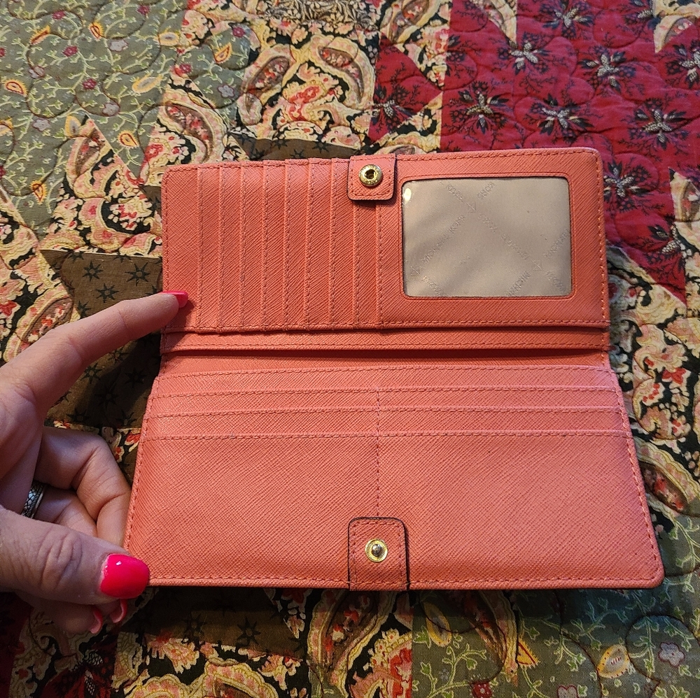 Wallet - Picture 2 of 3
